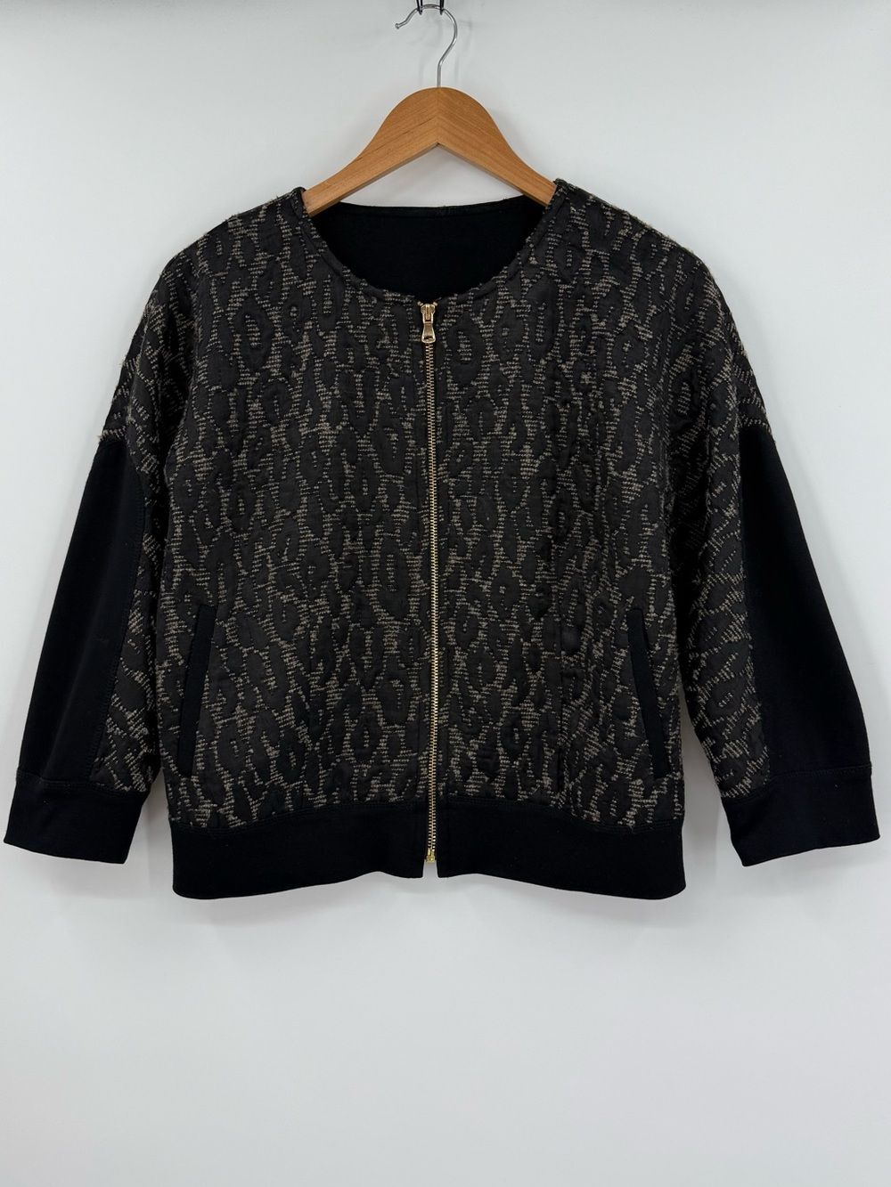 Trina Turk Leopard Jacquard Zip Bomber Jacket | Black | Medium